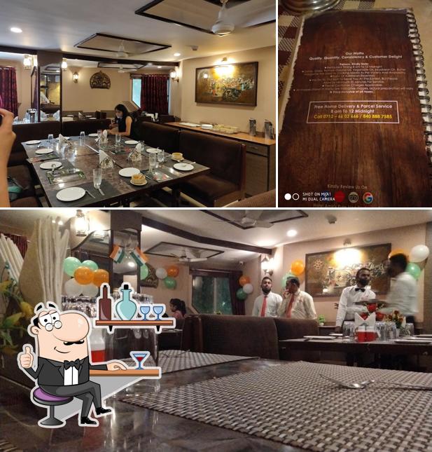 The interior of Amir's Punjabi Restaurant by Khana Khazana