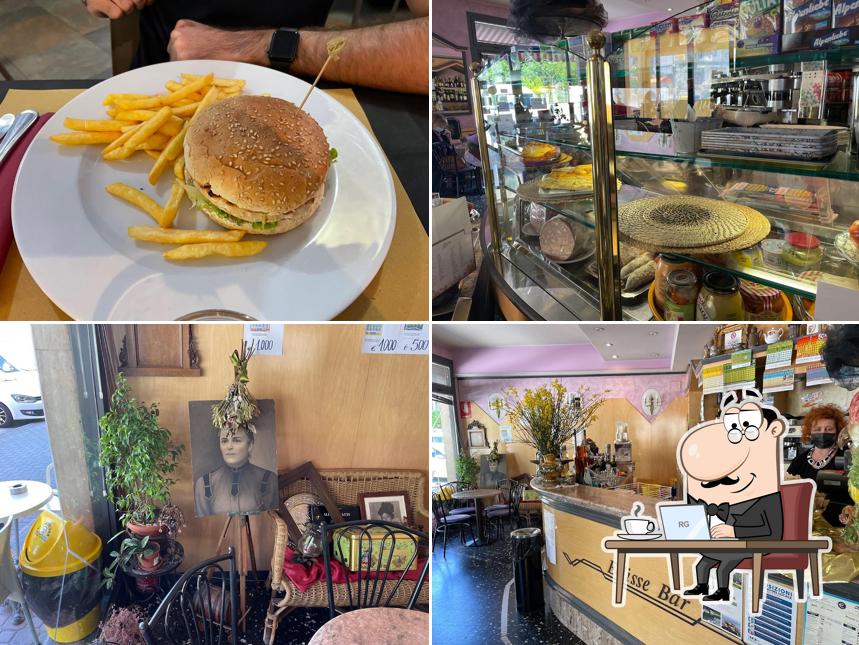 La immagine di interni e cibo da Bar Eclisse