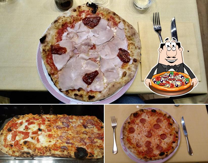 Ordina tra le molte varianti di pizza