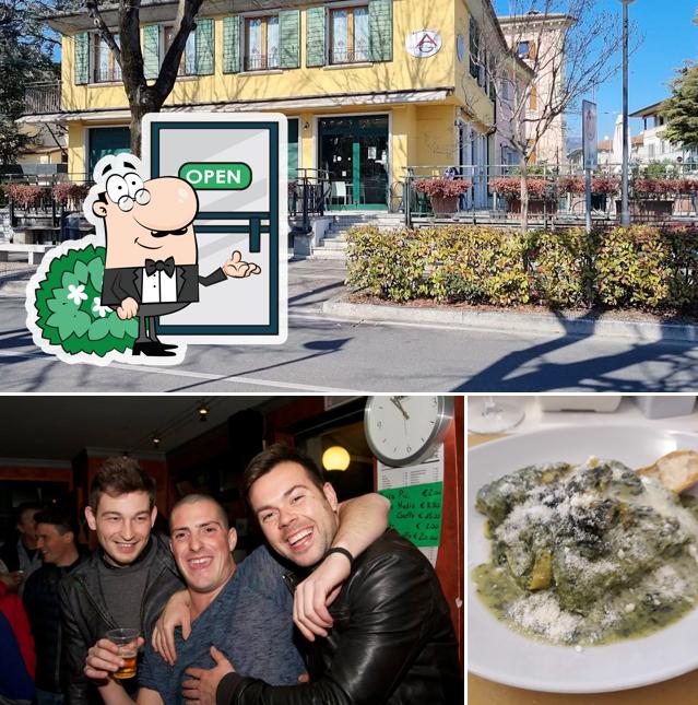 La foto della esterno e cibo di Paradise CAFFÈ