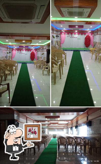 The interior of HOTEL SHREE VENKATESHWARA
