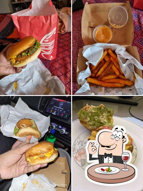 Food at Louis Burger, Noida