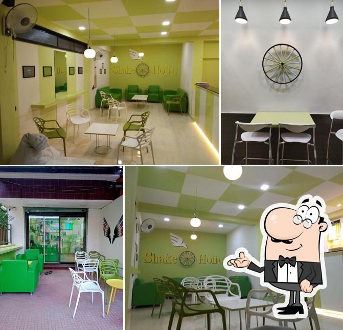 The interior of Shake O Holic