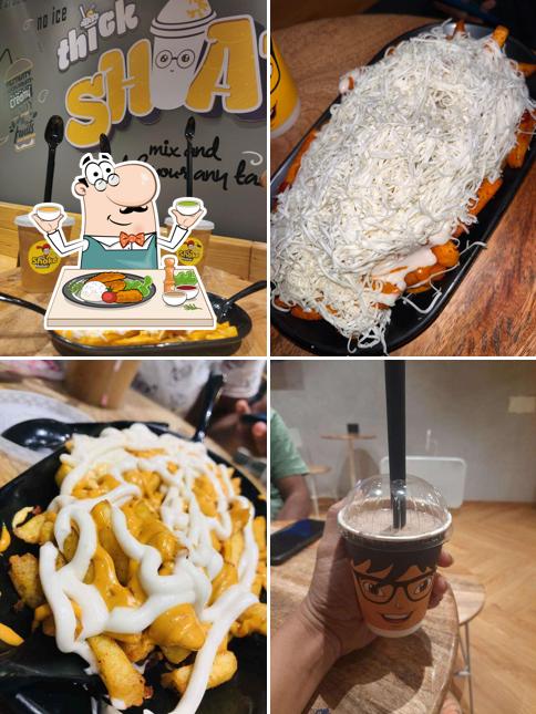 Food at THE SHAKE MAKER, SCIENCE CITY ROAD