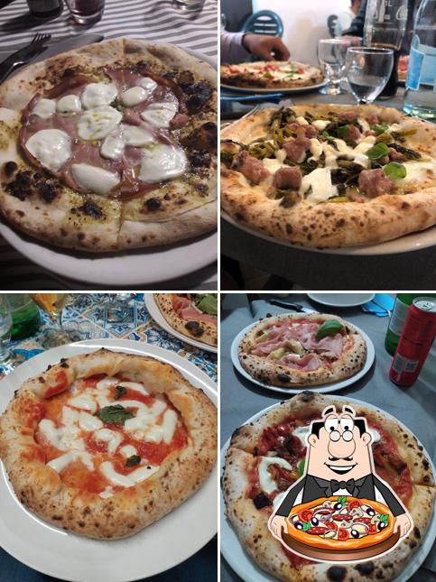 Ordina tra le molte varianti di pizza