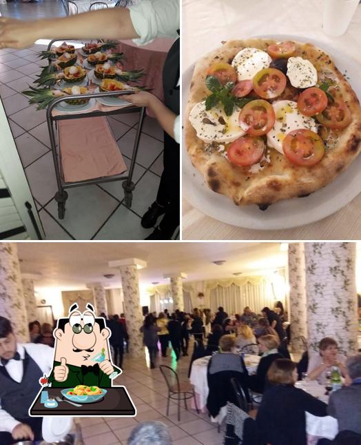 Guarda la foto che raffigura la cibo e interni di Le Fontane Ristorante Pizzeria