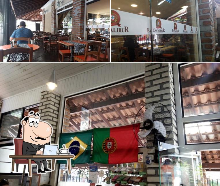 Veja imagens do interior do Restaurante e Pizzaria Excalibur