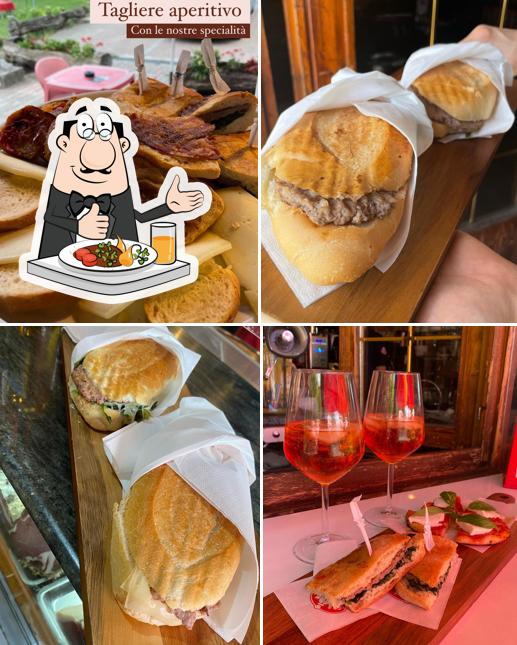 Panino con maiale stirato al Bar La Baita