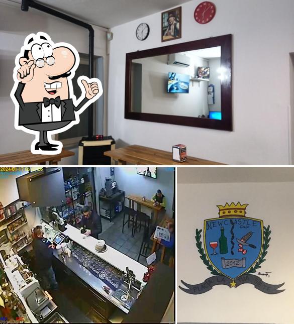 Gli interni di New Castle Cafe