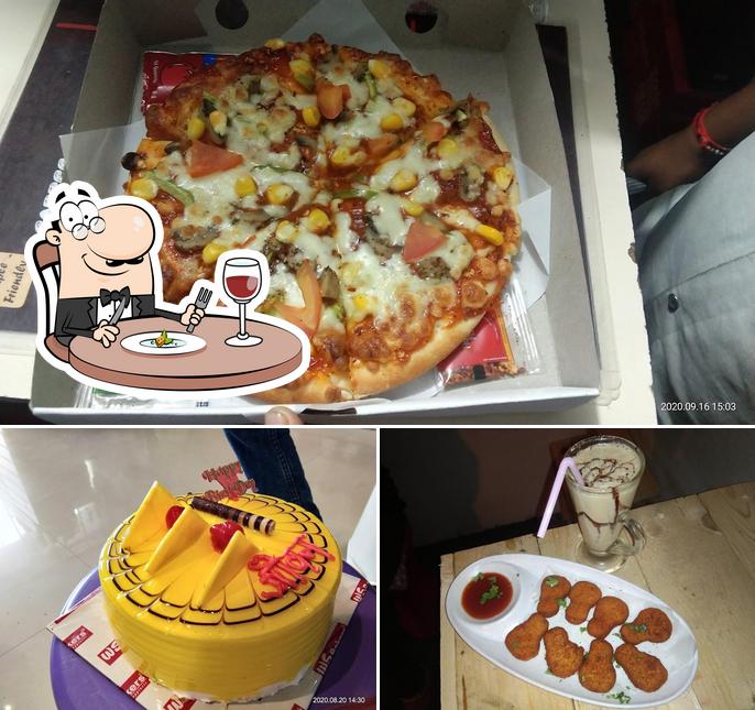 Food at Cafe Couple Friendly
