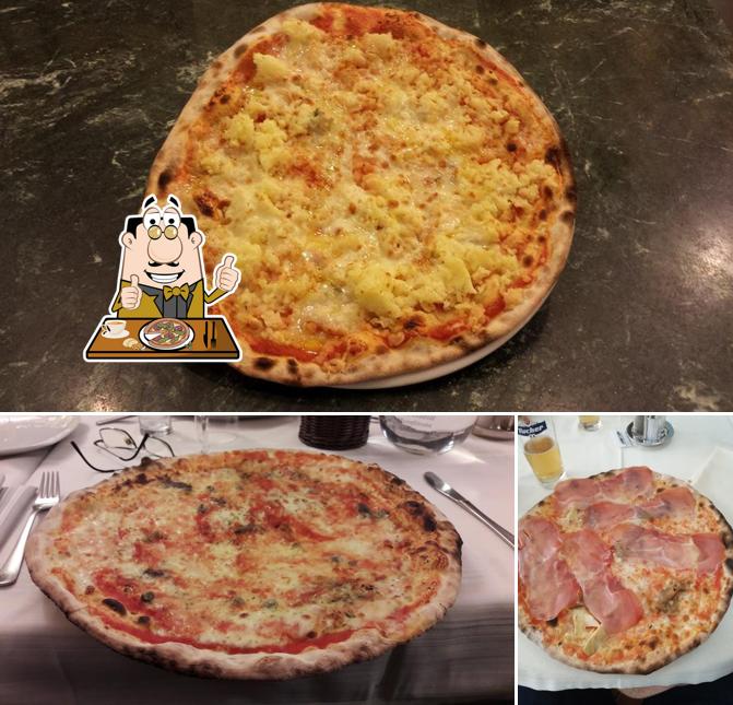 Scegli una pizza a Pizzeria Il Grillo Di Ferrara Sara & C