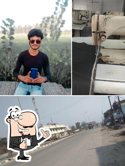 See this pic of Punjabi Dhaba