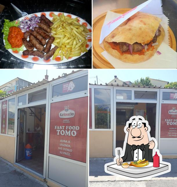 Ordina un piatto di chips a Fast Food TOMO