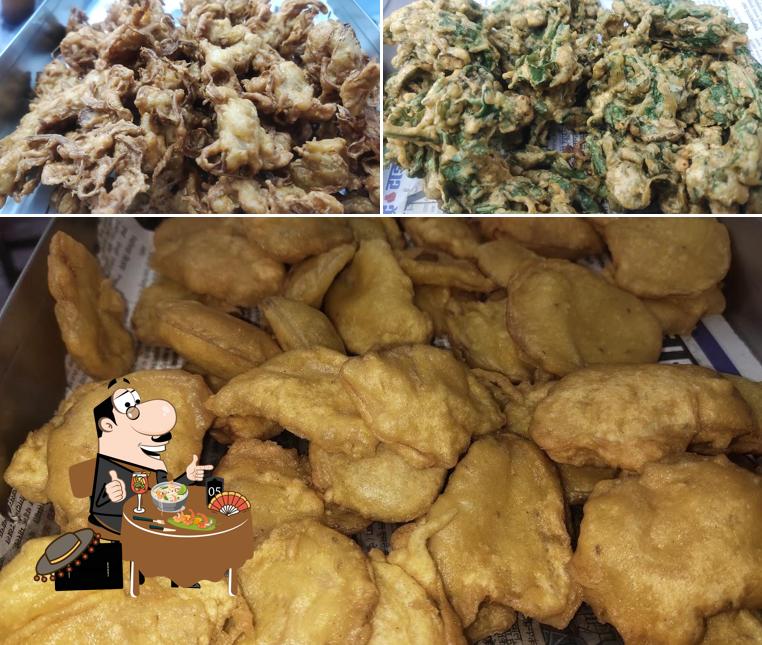 Food at HOTEL PKASO Tea House & Snacks Corner