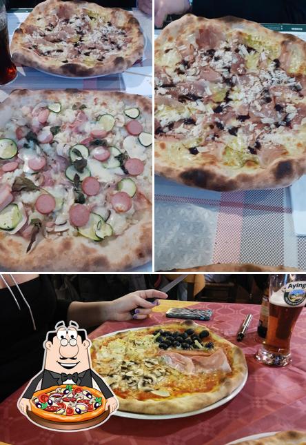 Ordina una pizza a Cotta e Magnata