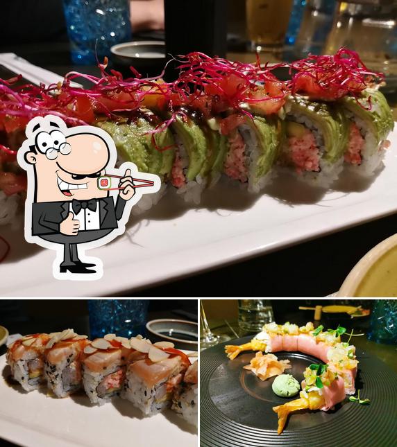 {Restaurant_name} serve piatti di sushi
