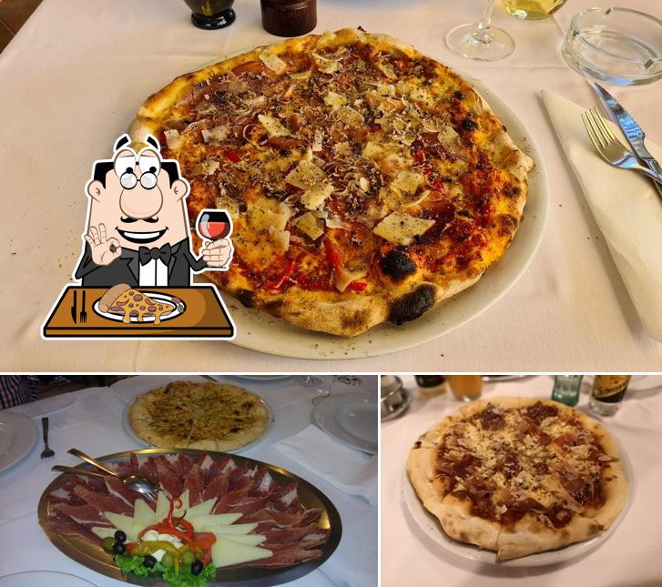 Scegli una pizza a Restaurant Dvi Palme