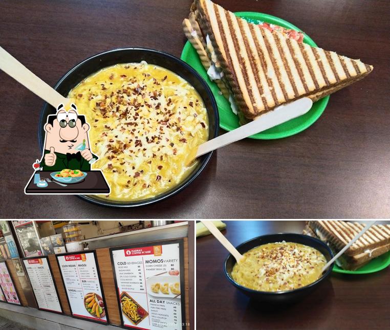 Macaroni and cheese at Madras Coffee House