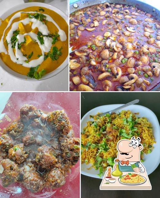 Meals at Mera Baba Nanak Vaishno Dhaba