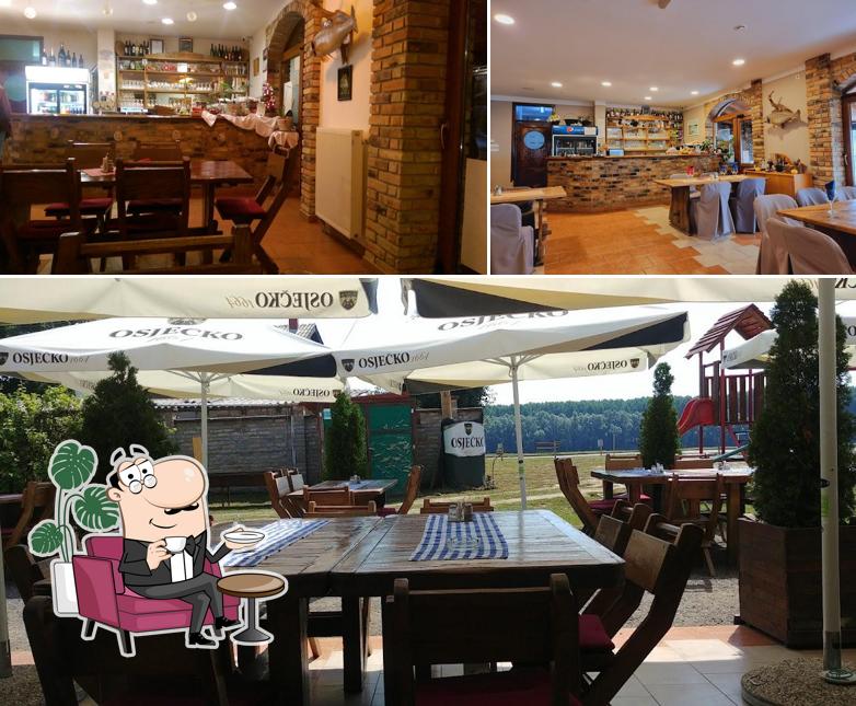 Gli interni di Restoran Stari mlin