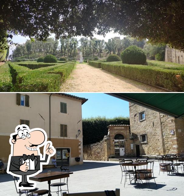 Vedi questa foto di Caffè Pizzeria Dante