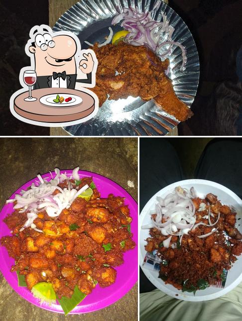 Food at Modamangalam Chicken Centre (MMC)