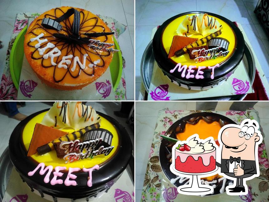 Look at this image of Venus Bakery / Vaman Cakes & Cookies