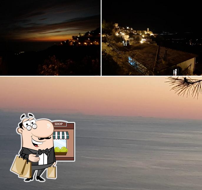 Goditi la vista dagli esterni di Bar Jerry