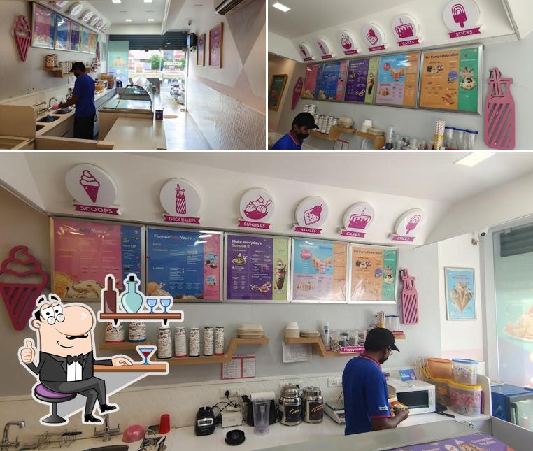 Check out how Baskin Robbins looks inside