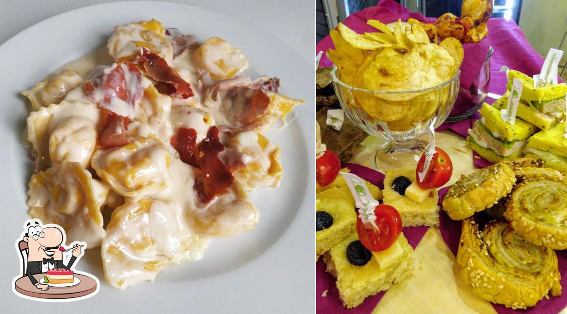 New Life Bar Ristorante serve un'ampia varietà di dessert