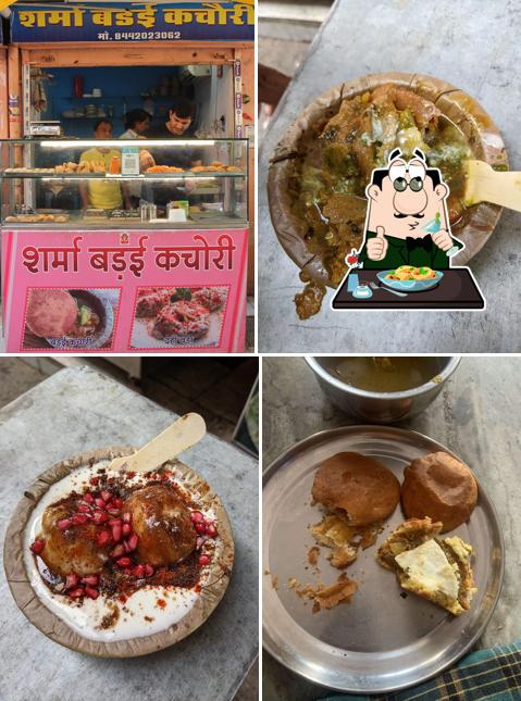 Food at Sharma badai kachori