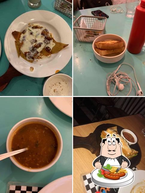 Food at Pop Tate's Kamala Mills