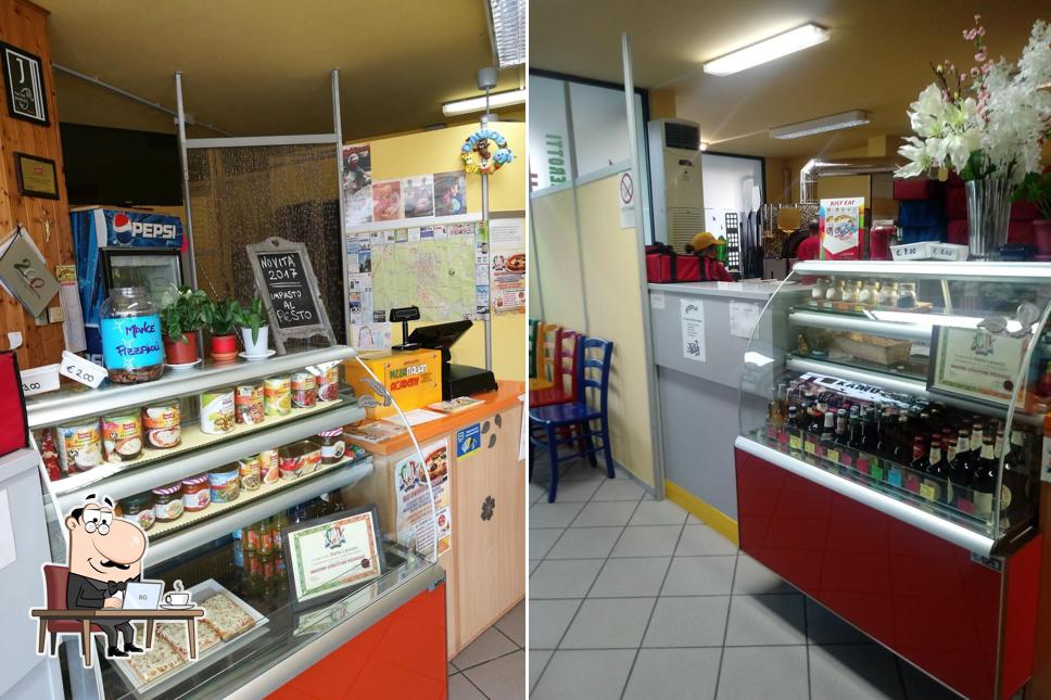 Dai un'occhiata agli interni di Speedy Pizza Italia Rovigo