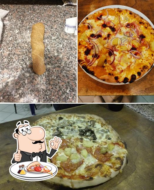 Prenditi tra le molte varianti di pizza Prenditi tra le molte varianti di pizza