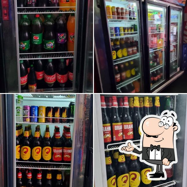 O interior do Bar Do Guinho