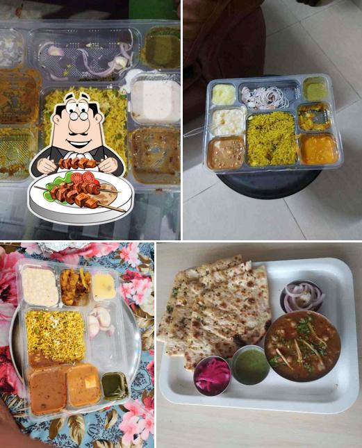 Food at Punjabi Nukkad