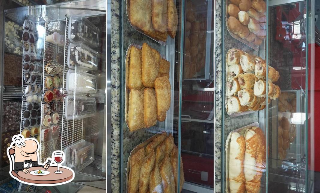 Comida em Panificadora Confeitaria Band Pães