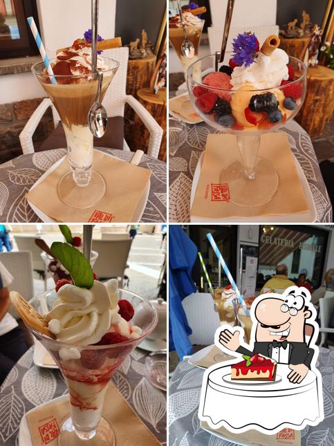 Bar Bianco serve un'ampia gamma di dolci