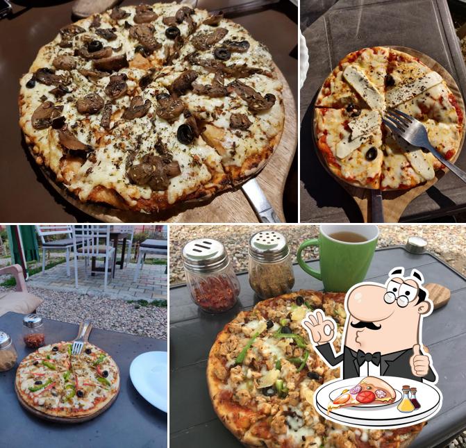 The Rogue Cafe - Authentic Wood Fire Oven Pizzas