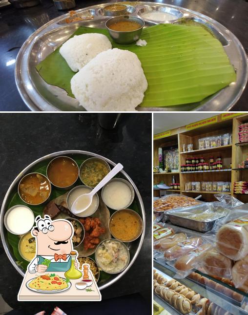 Food at Aswins Sweets & Snacks (Thiruverumbur - TRY)