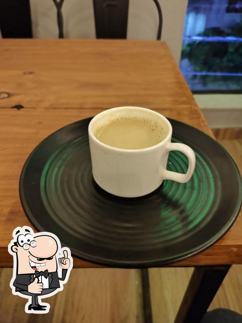 Look at the picture of FoodCosta