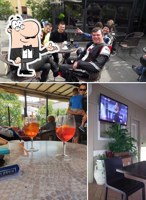 Gli interni di Bar Della Piazza