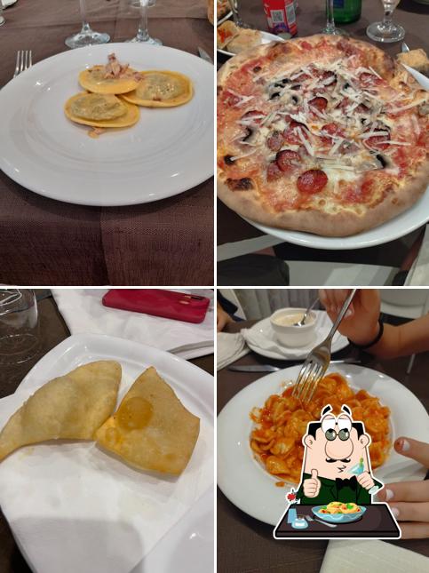 Maccheroni al formaggio al Chapeau...ristorante pizzeria