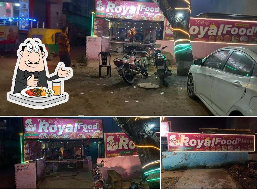Food at The Royal Food Plaza veg n nonveg