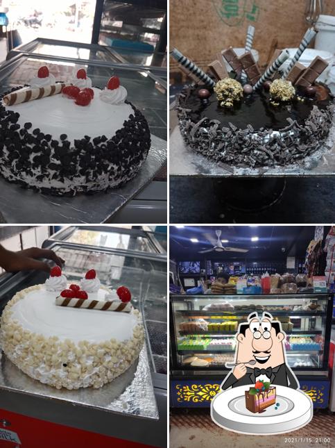 Chocolate cake at Banglore Bakery