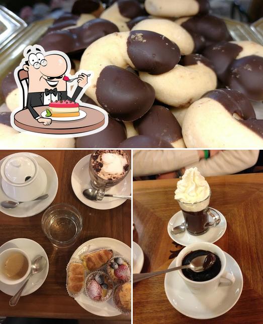 Pasticceria Casali propone un'ampia varietà di dolci