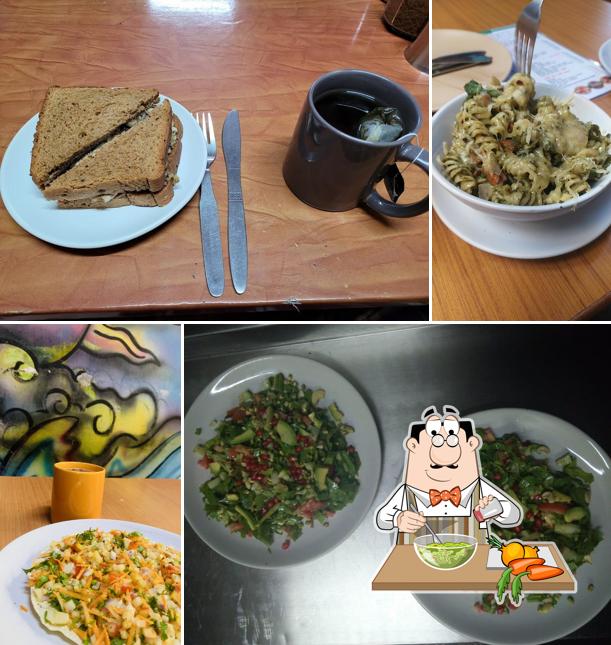 Seaweed salad at Chakra House Cafe