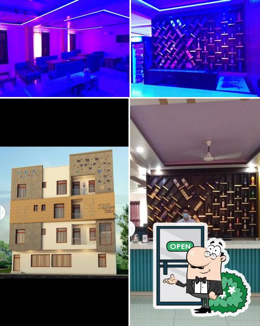 THE BLUE DIAMOND HOTEL BAR AND RESTUANT