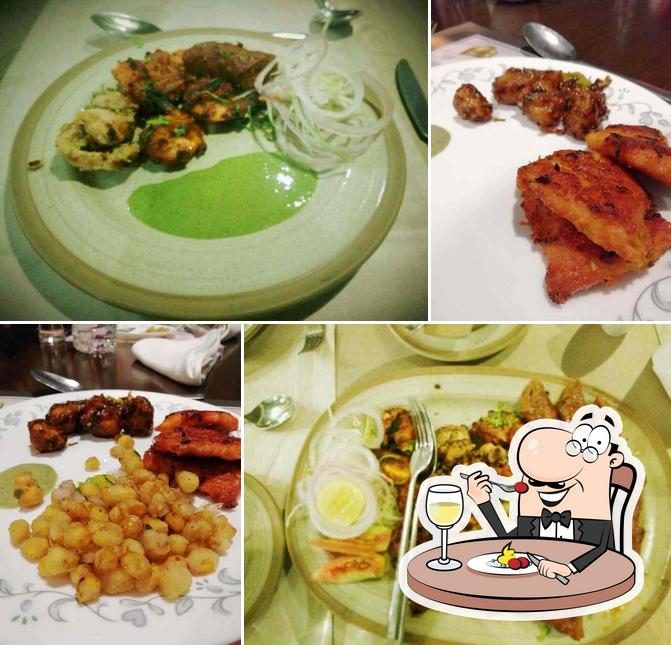 Food at Sanchi - Sayaji Hotel