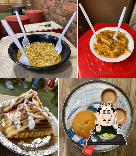 Food at Oye Mitro Tea & Cafe